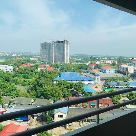 Angket Hip Residence Pattaya Bagian luar foto